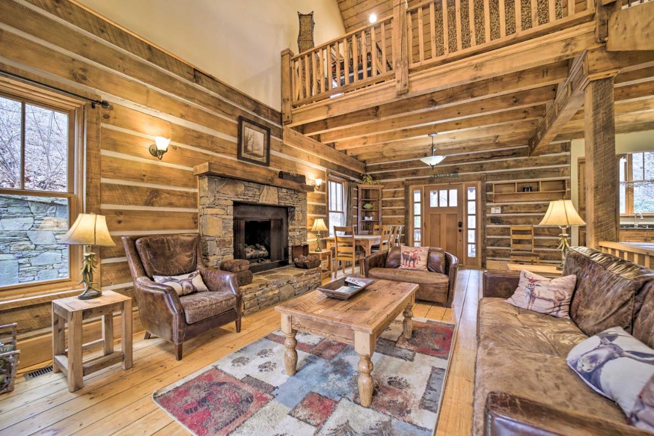 Luxury Cabin Rental In Franklin With Private Hot Tub Екстер'єр фото