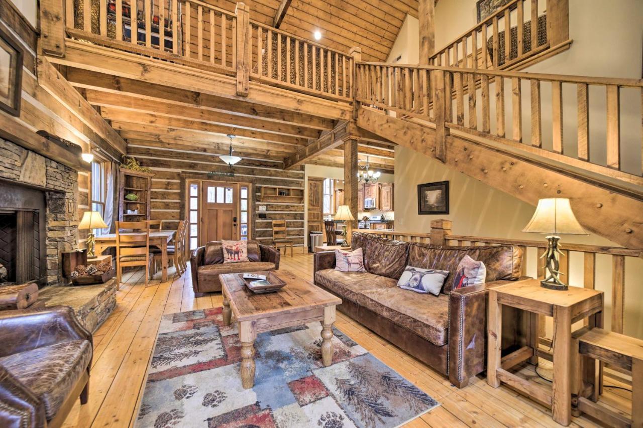 Luxury Cabin Rental In Franklin With Private Hot Tub Екстер'єр фото